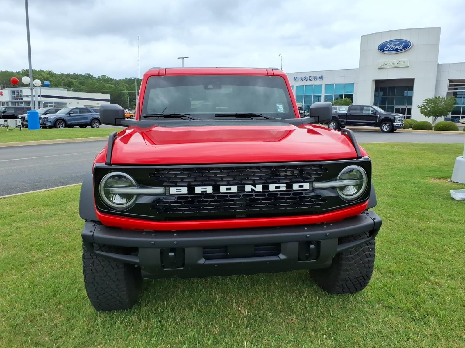 ford bronco 4-door 2024 1FMEE2BP2RLB08866 image